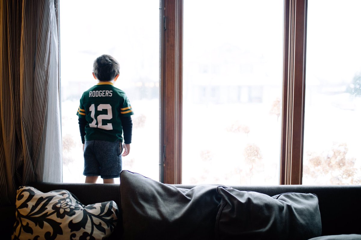 oshkoshbuzz's tweet photo. Waiting for Sunday like... https://t.co/RQRBW5pRjP