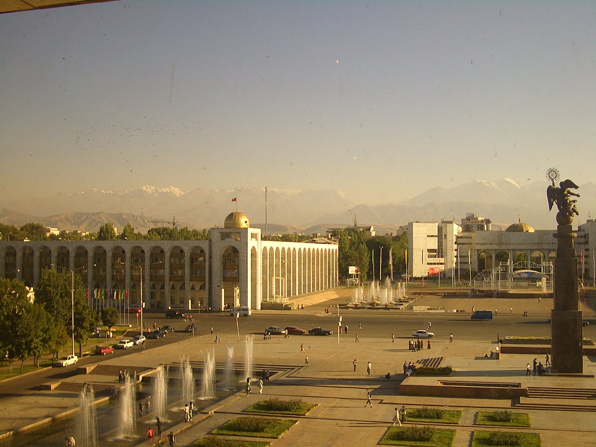 ElenaBer78's tweet photo. #Themountains #KyrgyzRepublic #Bishkek is also the administrative center https://t.co/x4oj82Y9e0