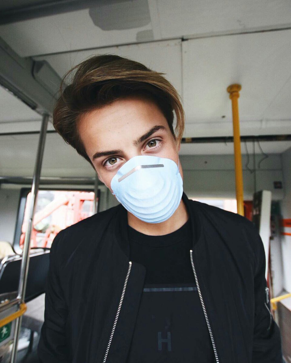 penetraator's tweet photo. До:⤵~~~~~~~~~~~~~После:⤵
#skam
#RIPHermansHair
#ChrisPenetratorFor4SeasonSkam https://t.co/dUV8nL9jUe