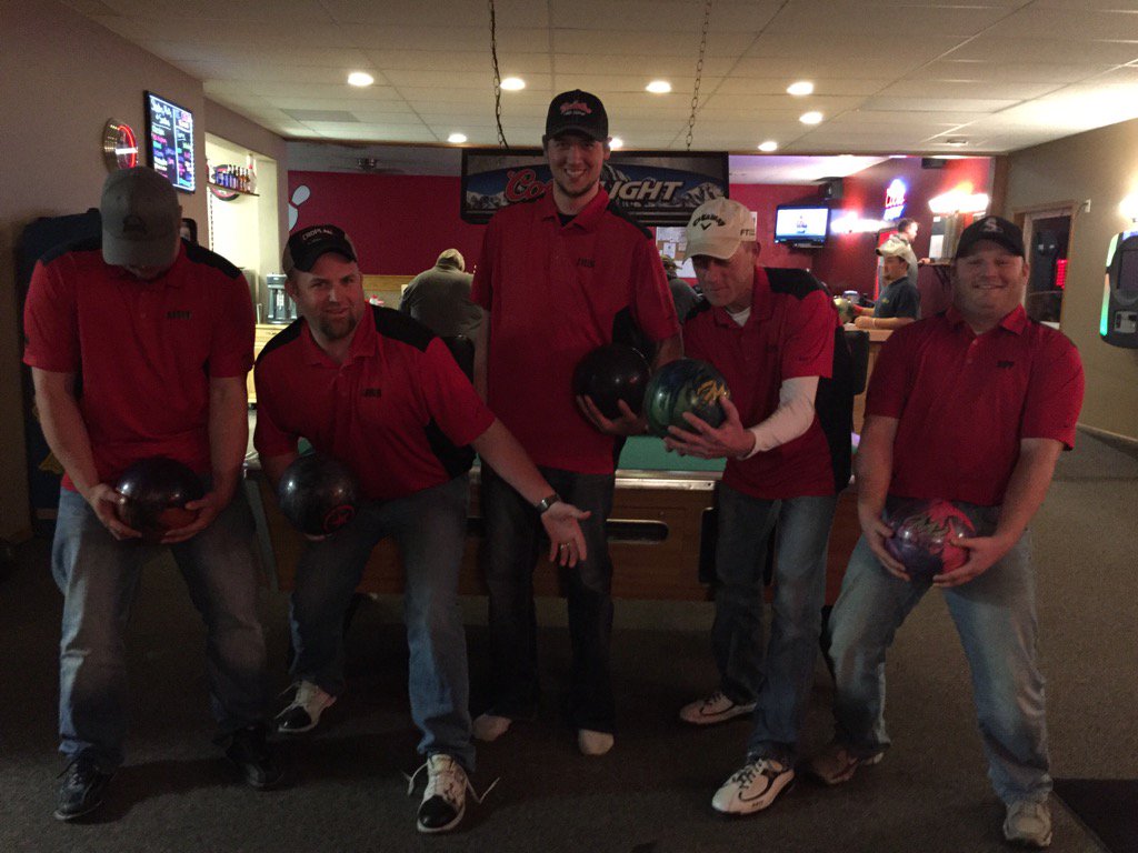 croplanman's tweet photo. #CroplanBowling may be repeat 4th place champs but have a combined 8,623 TouchTunes plays!! https://t.co/WHppT1vNlO