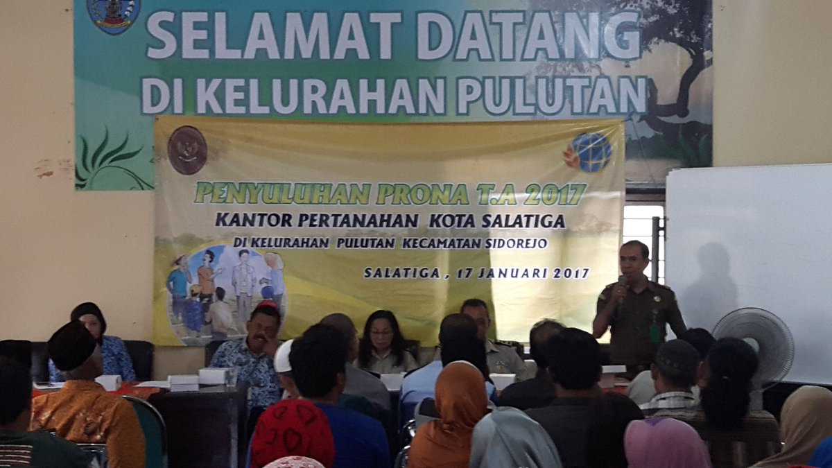 BPN_Salatiga's tweet photo. Penyuluhan prona 2017 di kel.Pulutan Kec.Sidorejo target 250 bdg. @atr_bpnjateng @atr_bpn https://t.co/v2HsumqyO0