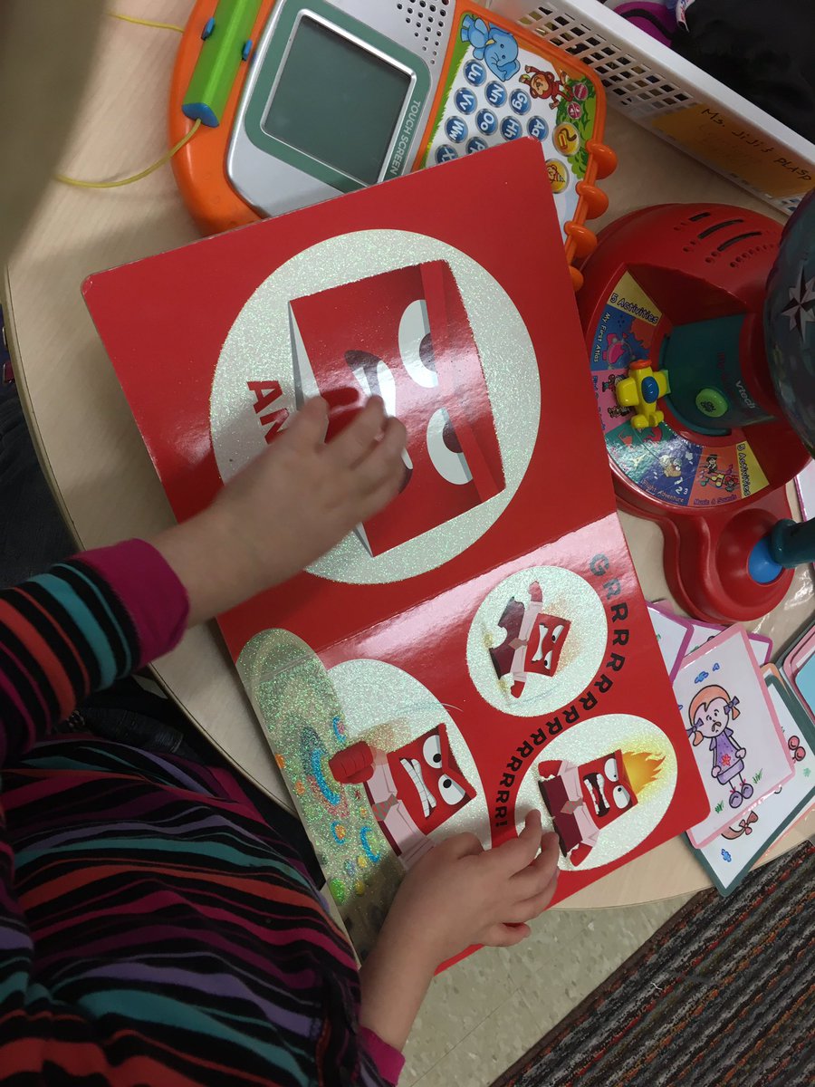 MsJiJionline's tweet photo. It was all about emotions n feelings at #plasp today @PLASP_CCS @PeelSchools #emotions #earlylearnimg #socialskills https://t.co/DcMIVkHWt2