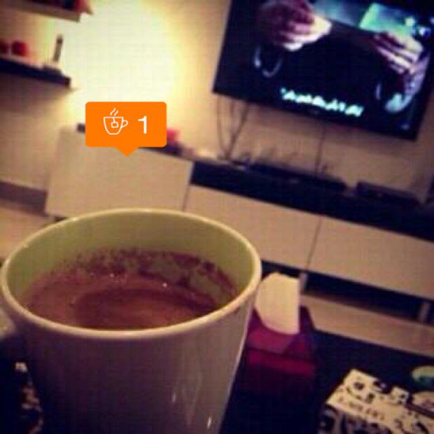 kbria104's tweet photo. أحبٌ الهّـدِوء وتلكِ الاضّـوَاءالخـافِتهُ وذلك الخـيالَ ياخُـذنيْ بعَيداًعِنّ واقـعَيٌ،أريَد رآحّة آعِصْابيّ لا أكثر https://t.co/vv4SZ2lbIe