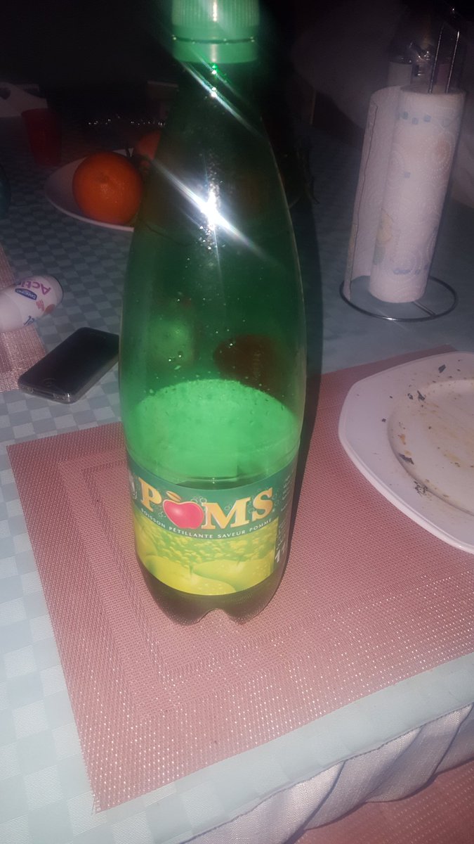 SamihNewsam's tweet photo. J'essaie d'oublier la défaite comme je peux #Pomms #RDCMAR 😭 https://t.co/2J3rsq6PBE
