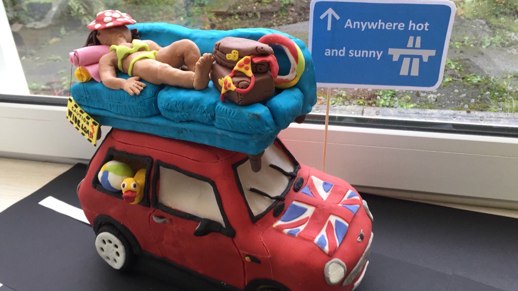 GermanMatters's tweet photo. #bakeittowinit with @loafhome. I had great fun making my @MINI #pudding cake! Hope it deserves a place on the podium. https://t.co/xtNJHYPQHH