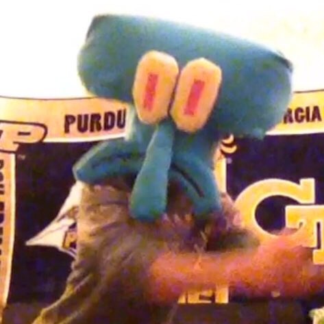 MemePresenter's tweet image. A true fan right here...😂