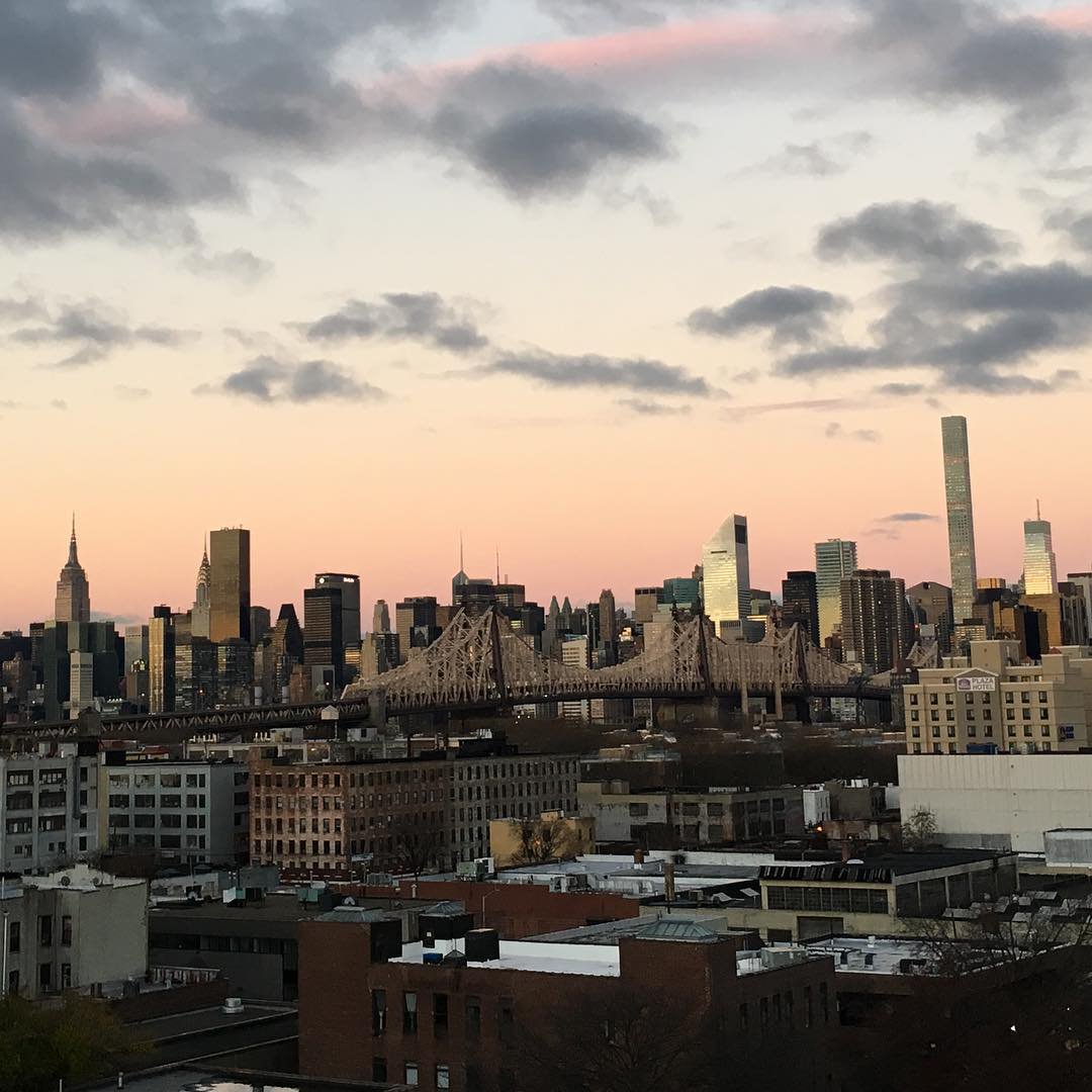 TabletHotels's tweet photo. The sun sets on another successful #tablettakeover @BoroHotel 📸: @sfmad https://t.co/dDoU7INxAc https://t.co/iUUnxdSmLu