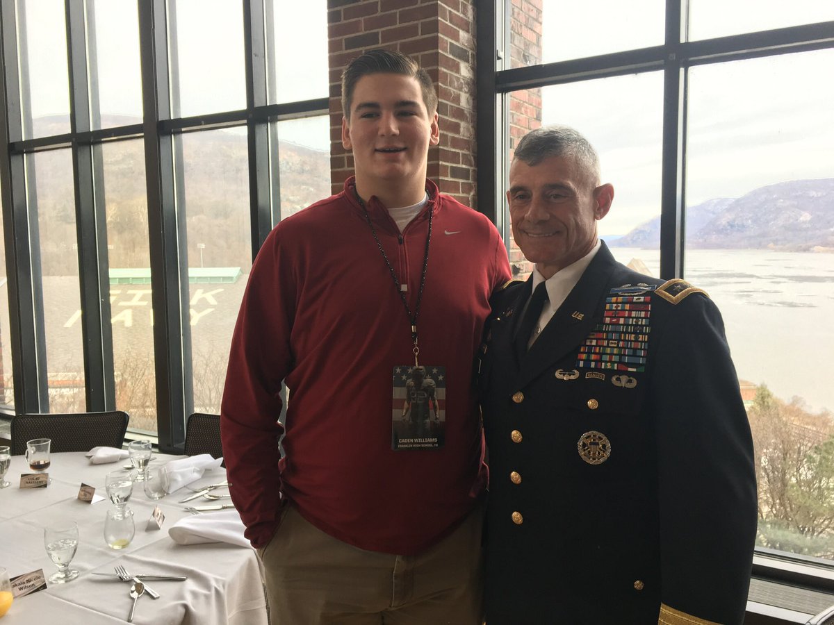 cadenr_w's tweet photo. Officially a Black Knight⚔️⚫️⚪️ #GoArmyBeatNavy https://t.co/y3uK4rcrtr