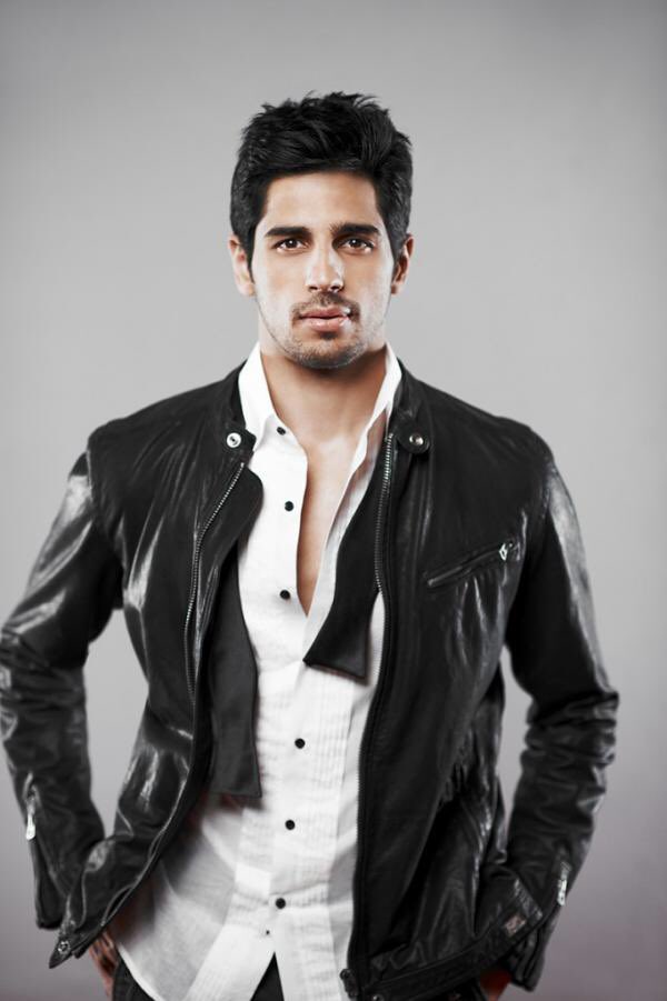 Happy Birthday to Sidharth Malhotra!! - here\s to 32 years of perfection 