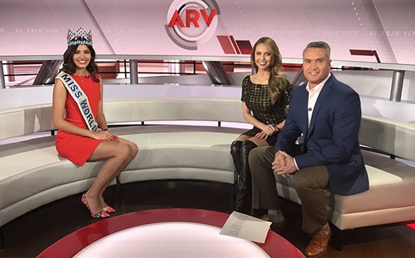 AlRojoVivo's tweet photo. #MissMundo2016 #StephanieDelValle,lista para realizar labor humanitaria. Mira la entrevista de @AlRojoVivo. VIDEO=> https://t.co/6Bnvof6GFc https://t.co/5ey6RlJuEP