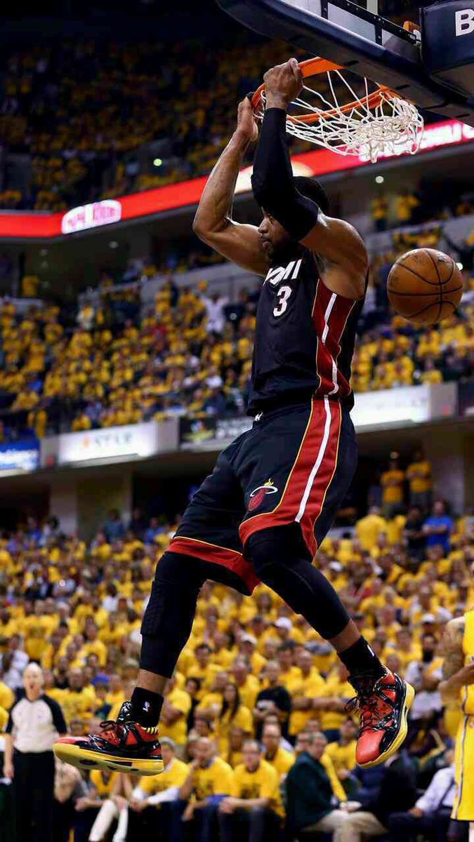 Hccccccccccc's tweet photo. @DwyaneWade Happy birthday, Wade! Come on, I hope you will continue to fight! https://t.co/t1Kdj1J5LO