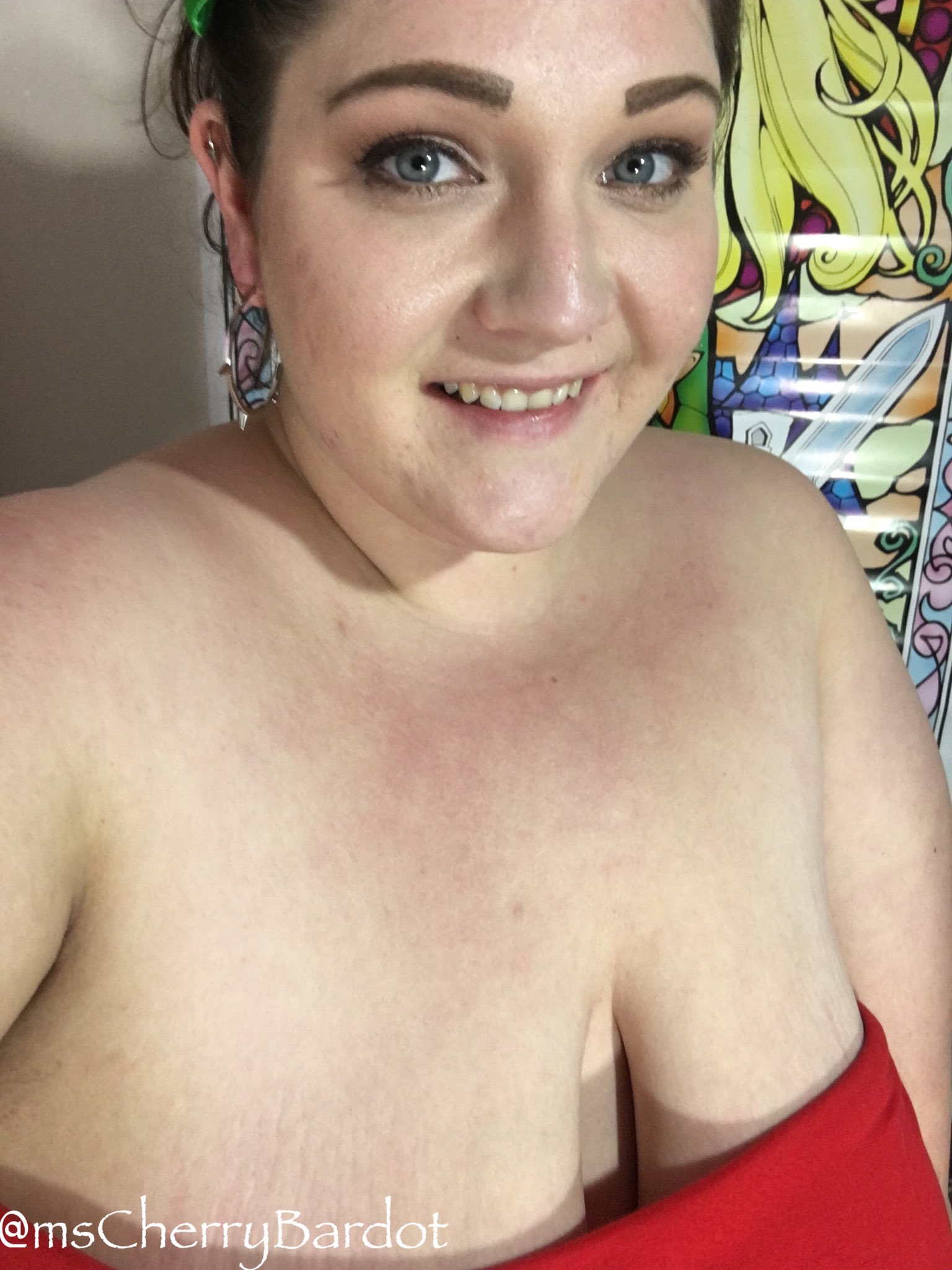 I'm on #cam let's have some fun! #bbw #bigboobs #belly https://t.co/vT3m79Qice https://t.co/OTaavA1N