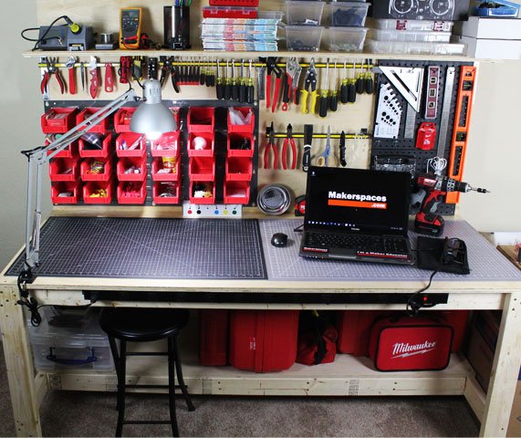 Makerspaces_com's tweet photo. Need #makerspace furniture?  Try building it!  Step by step plans for this 2 student maker workbench - https://t.co/YP7AiPb9kJ #makerED https://t.co/KqC8sjNZVi