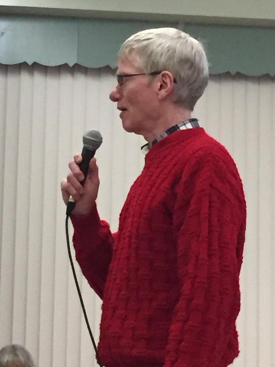 ToWorkers's tweet photo. Craig Heron introduced this month's speaker/presenter, Ester Reiter #JewishLeft @canlab https://t.co/8Lx3YrU5ev