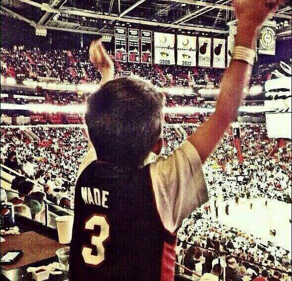 Hywere_Luck's tweet photo. Dwayne Wade @DwyaneWade #NBAVote https://t.co/3xR3PNc9QG