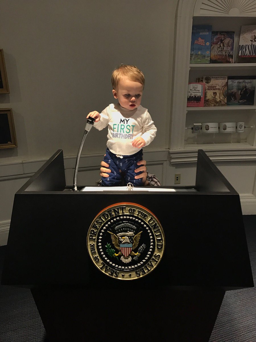 MOBeerBaby's tweet photo. As my first task as #BabyPresident, I officially declare that #Missouri produces the best beer in the country.🍻 https://t.co/GNmBxl1kO2