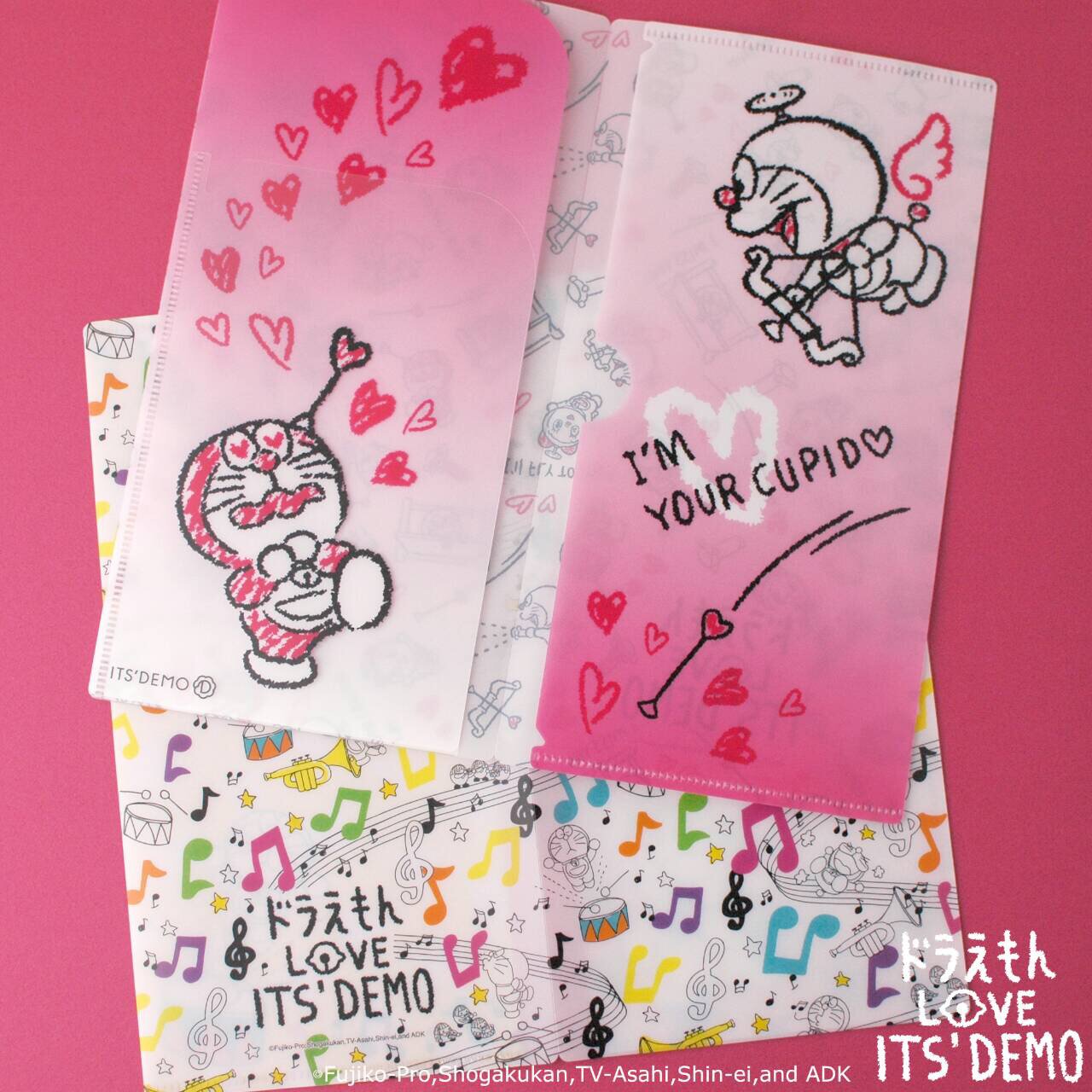 O Xrhsths Its Demo Sto Twitter ポップでキュートな ドラえもん のチケットホルダーをご用意致しました チケットホルダー 2種類各 480 税抜 イッツデモ ドラえもん Love Itsdemo チケットホルダー クリアファイル 収納 音符柄 ラブラブ柄 キューピット