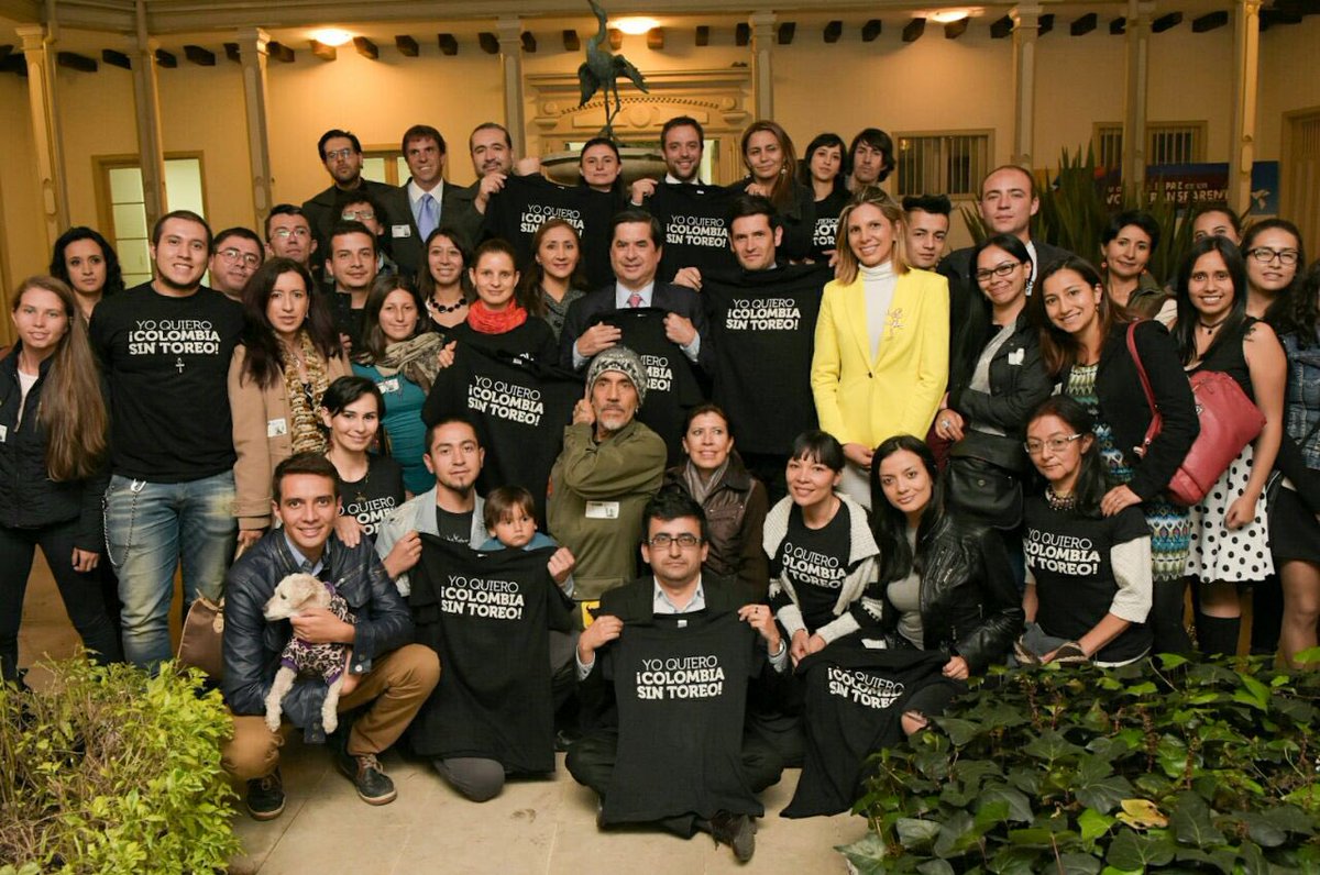 LuisErnestoGL's tweet photo. Organizaciones de animalistas de Bogotá le pidieron a @MinInterior @CristoBustos presentar proyecto de ley que prohiba las corridas de toros https://t.co/60JkXTqbcf