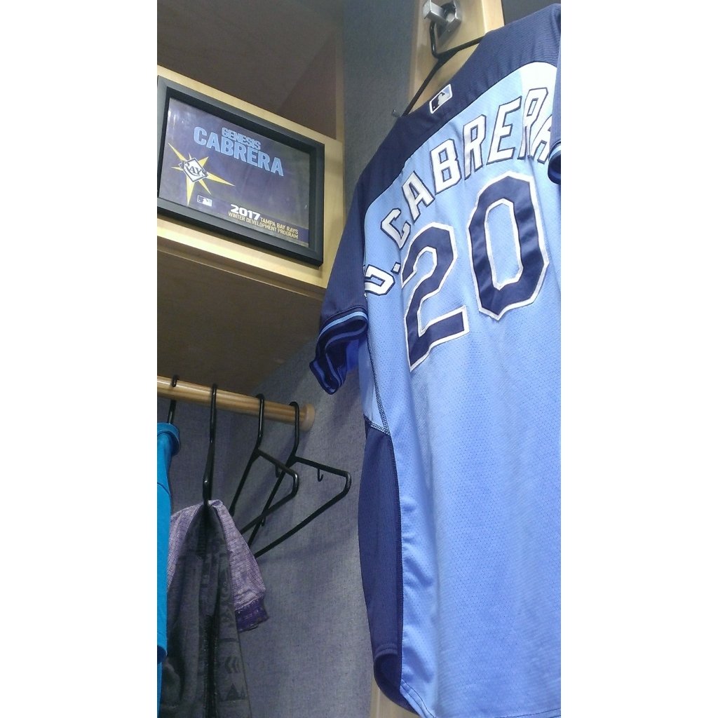 cabreragenesis0's tweet photo. Big league clubhouse 🙏 https://t.co/Sb1BBQmuon