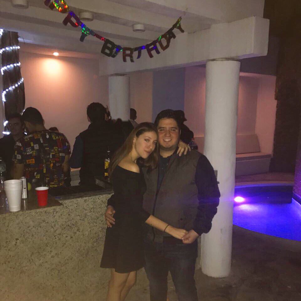 SofsMonsalvo's tweet photo. HOY CUMPLE AÑOS MI GUAPO FAVORITO POR LOS SIGLOS DE LOS SIGLOS❤️❤️❤️❤️😊 https://t.co/VDGa2RNLV8
