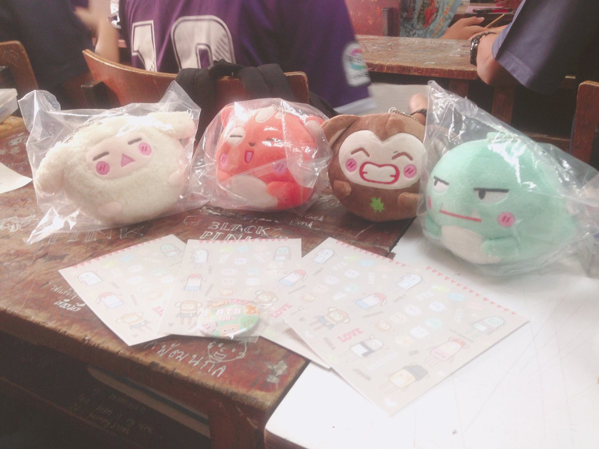 hazhpx's tweet photo. @BTSTinyDolls ได้ก้อนแล้ว น่ารักมากกกกกกกกกกก https://t.co/fSuzsGxgpV