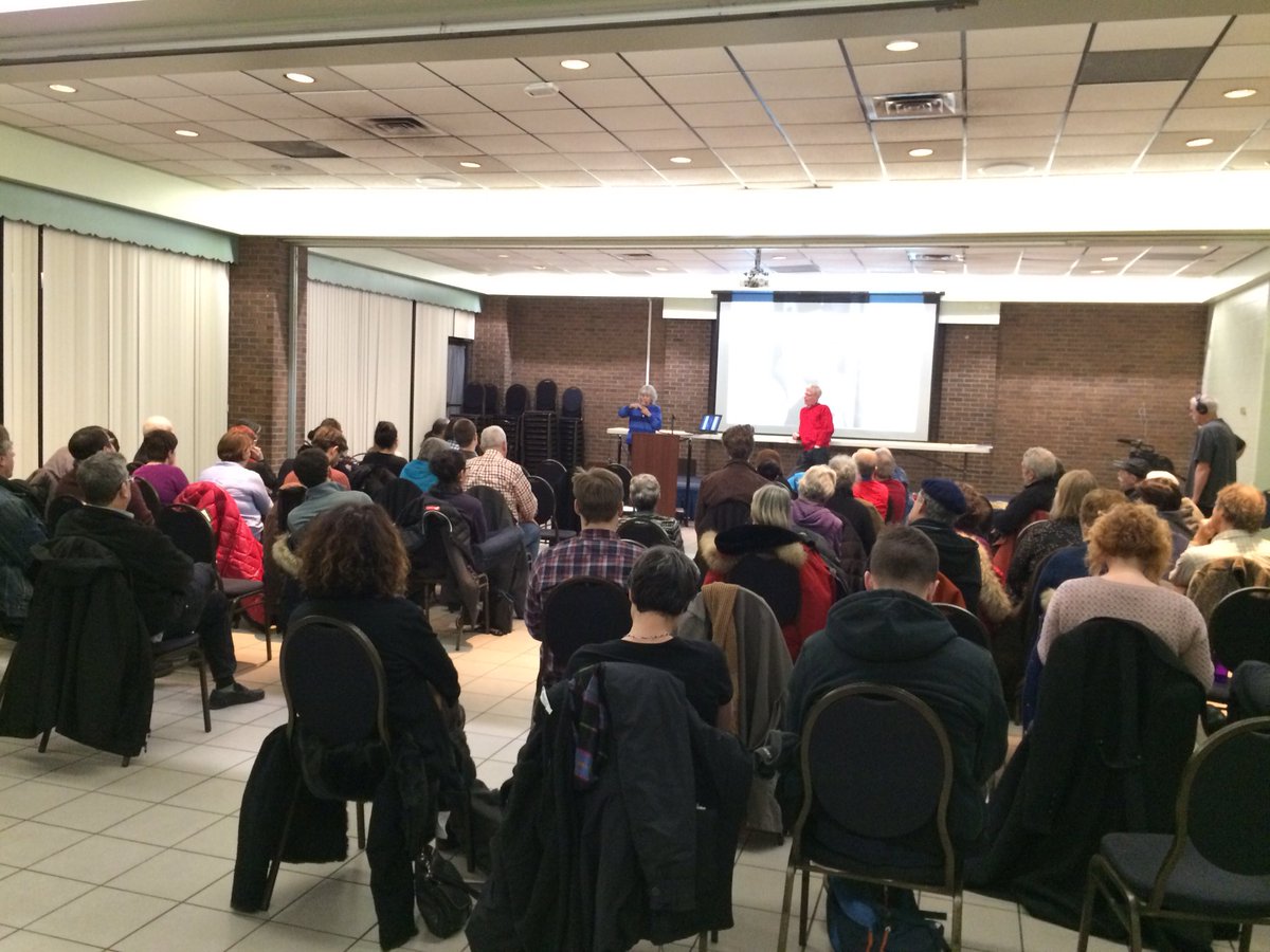 lorene1voice's tweet photo. Great discussion at @ToWorkers event with Ester Reiter #JewishLeft #Toronto #workers #canlab https://t.co/qqQYCCMsLJ