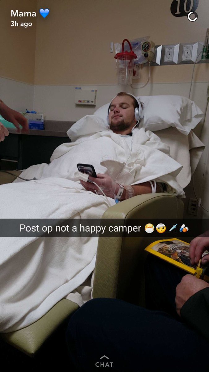 jakethompson05's tweet photo. 3rd surgery ✅ hoping for a speedy recovery. Torn Labrum. #nflbounz2018 😂 https://t.co/C0B2NPoCQb