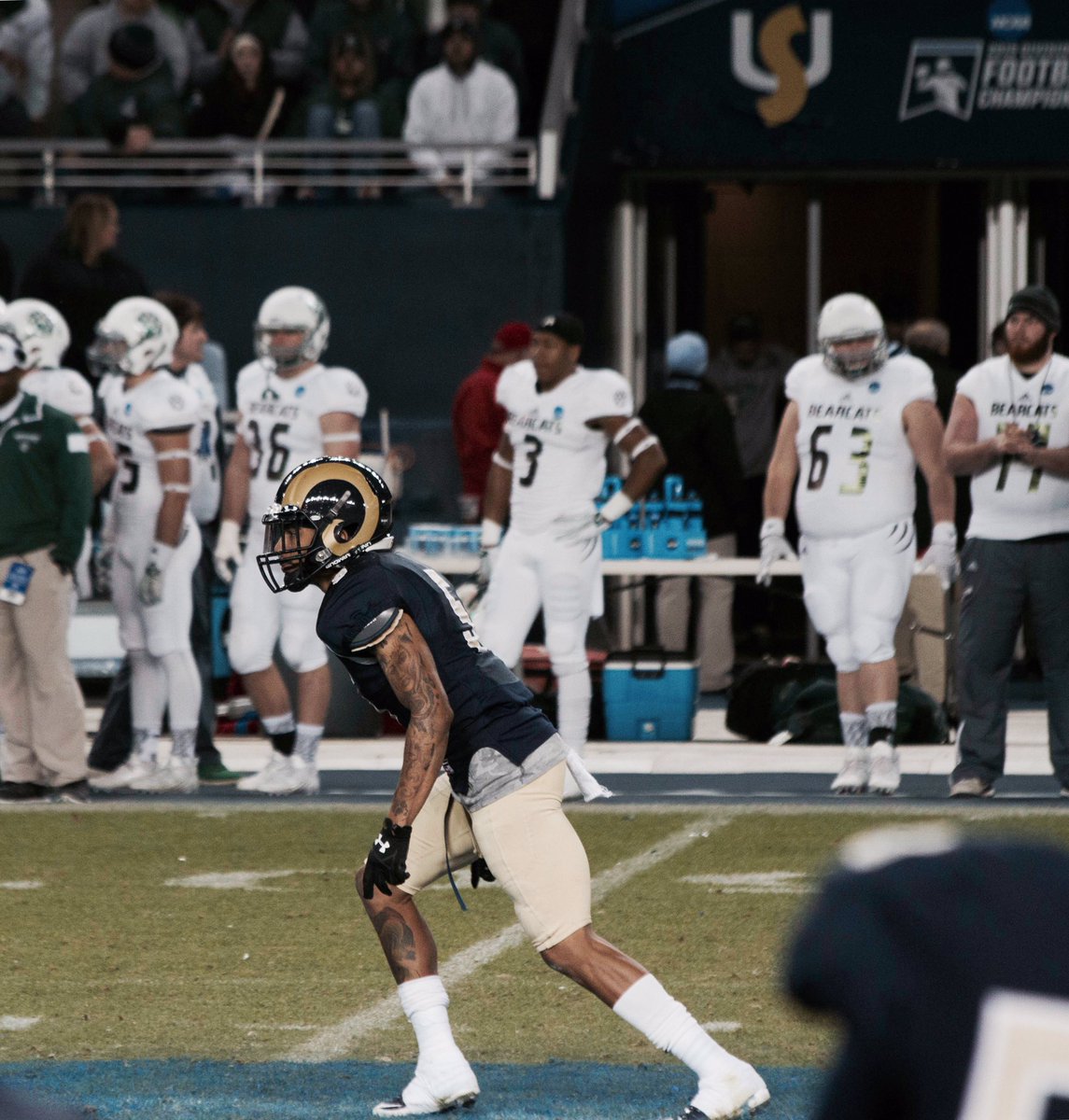 _TreFIVE's tweet image. #FirstTeamMEC #FirstTeamAllRegion Full Senior Season 2016 Highlights FS/SS - hudl.com/v/1BfUFW -