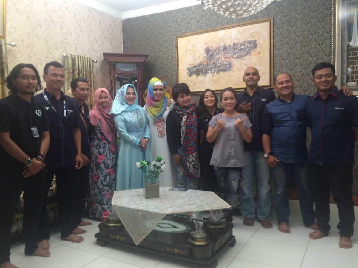 Mozaik islam - MNC muslim