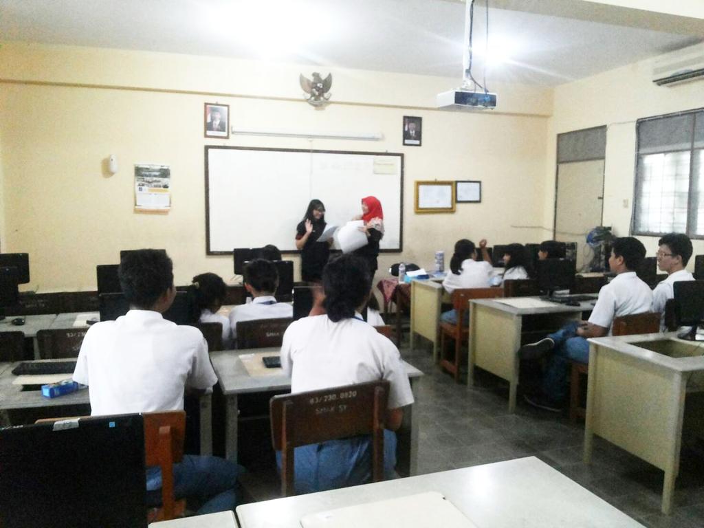 Kompas Corner tweet media