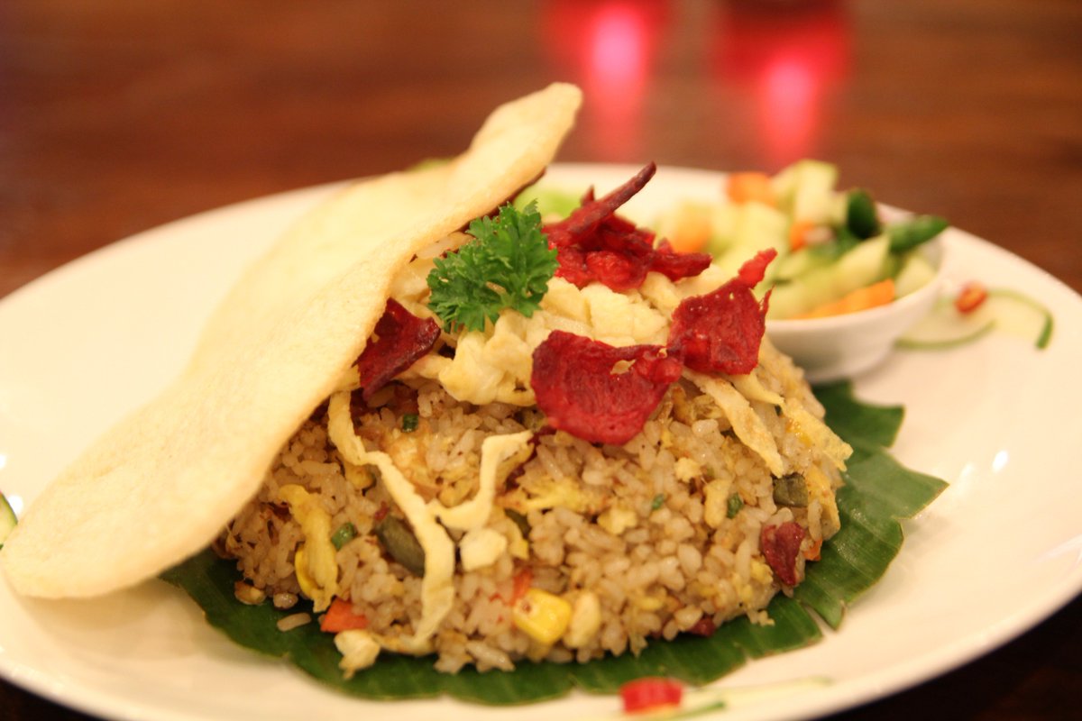 Oasis Resto & Cafe tweet media