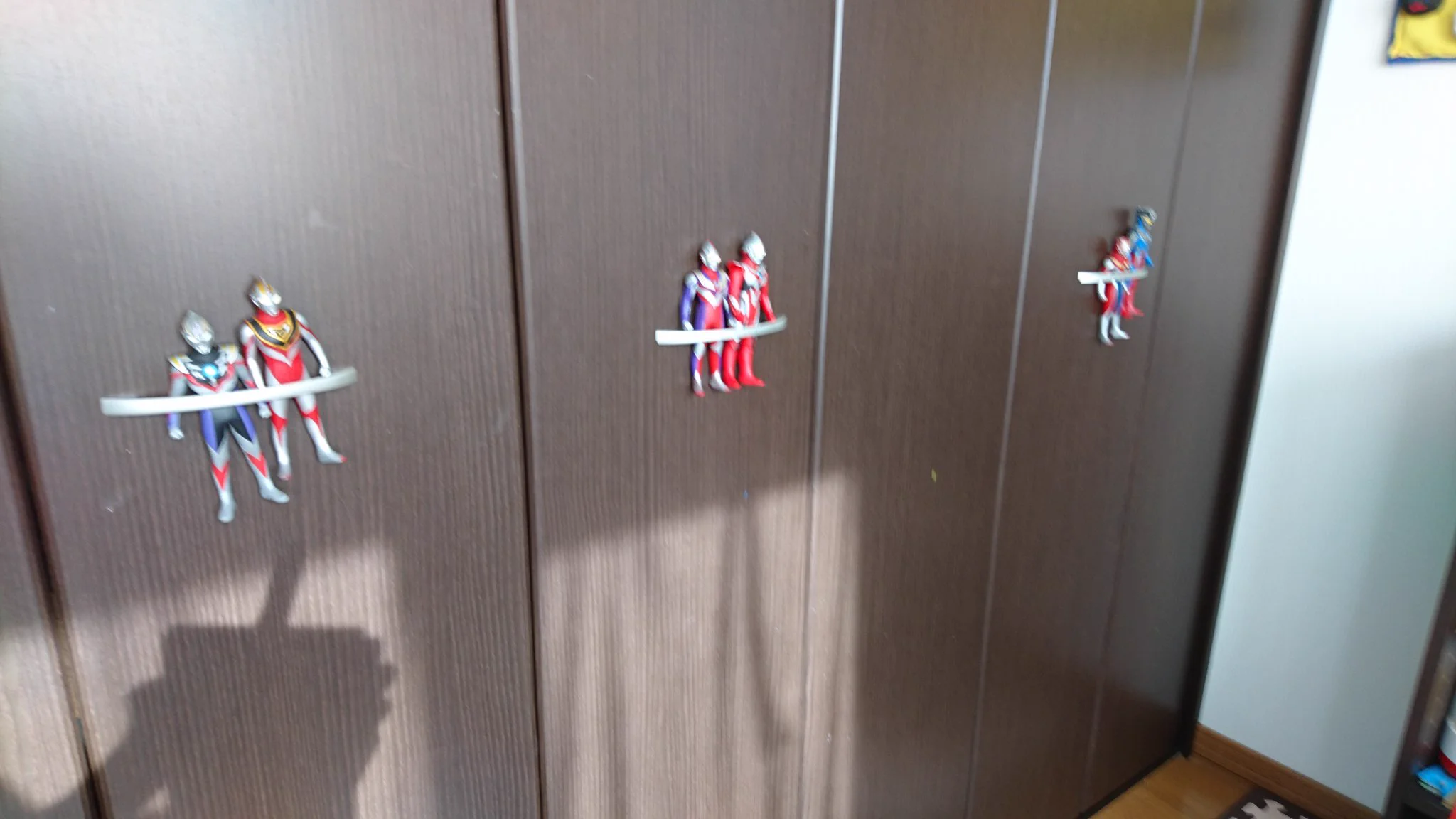 次男のウルトラマンごっこが色々と将来有望すぎて心配ｗそういう趣味かなｗｗｗ