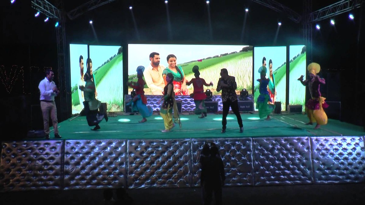 benipal122's tweet image. #are you looking for best #djsystem houselighting #flowerdecoration #eventorganizer in chandigarh? click goo.gl/4BJx89 book us