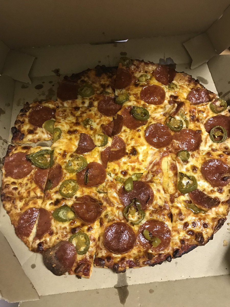 Thin crust pie from <a href="/dominos/">Domino's Pizza</a> 1/14/17