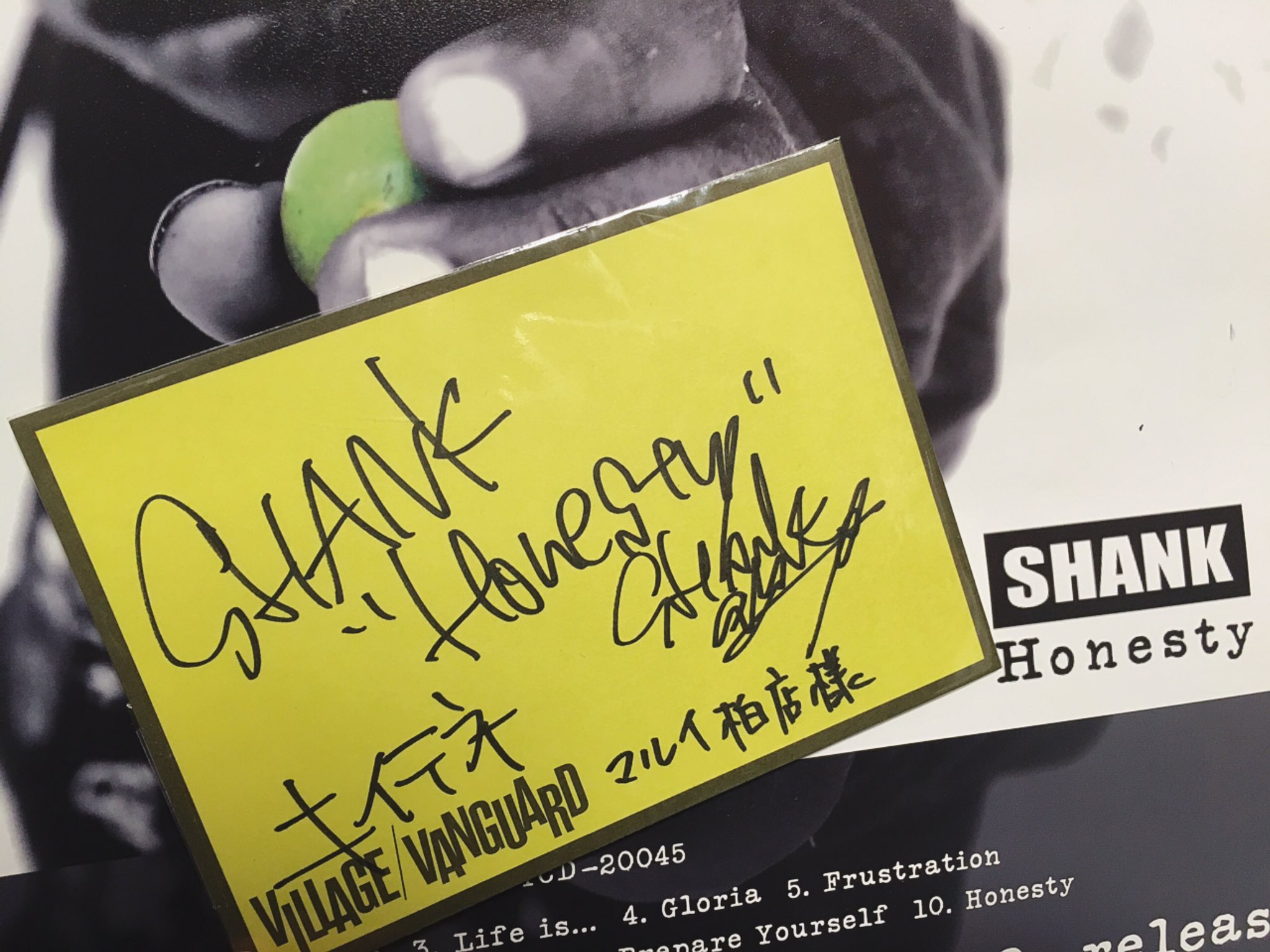 ヴィレッジヴァンガード柏マルイ در توییتر Shank 17 01 18 発売 Newアルバム Honesty 本日フラゲ日 長崎発スリーピースバンドshankが約3年ぶりとなる新作を発売 Shankらしさ 全開 Vvオリジナル特典 Boxlogoステッカー 黒 付 T Co Ppugg92klh ヴィレッジヴァンガード柏マルイ در توییتر Shank 17 01 18 発売 Newアルバム Honesty 本日フラゲ日 長崎発スリーピースバンドshankが約3年ぶりとなる新作を発売 Shankらしさ 全開 Vvオリジナル特典 Boxlogoステッカー 黒 付 T Co Ppugg92klh