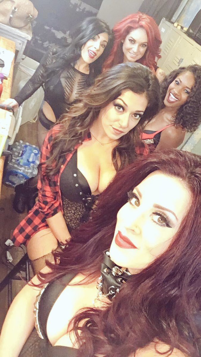 RealEvaSteele's tweet photo. Just shot the new EPK for @cherrybombsrock in Atlanta! Look for it to be out, soon! 🤘🏼 #cherrybombs #darlingsoftocknroll https://t.co/dtAlKfqYLh
