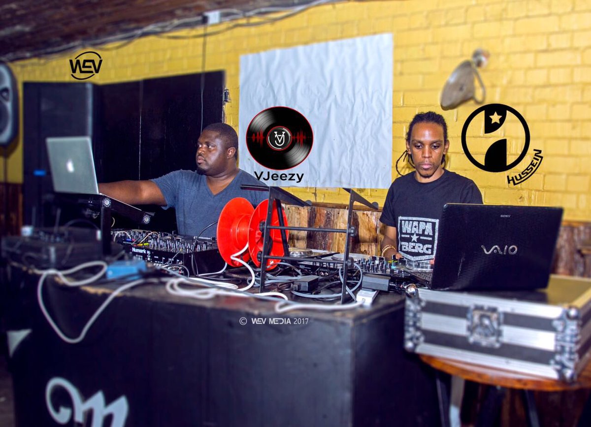 Iam_VJeezy's tweet photo. DJ Battle - @SuperstarDJHuss Vs VJeezy #NextLevelDeejaying !! Thank for making all that noise , was too strong 💪💪💪🔥🔥🔥💯💯 https://t.co/uZ0Rkv3U1D