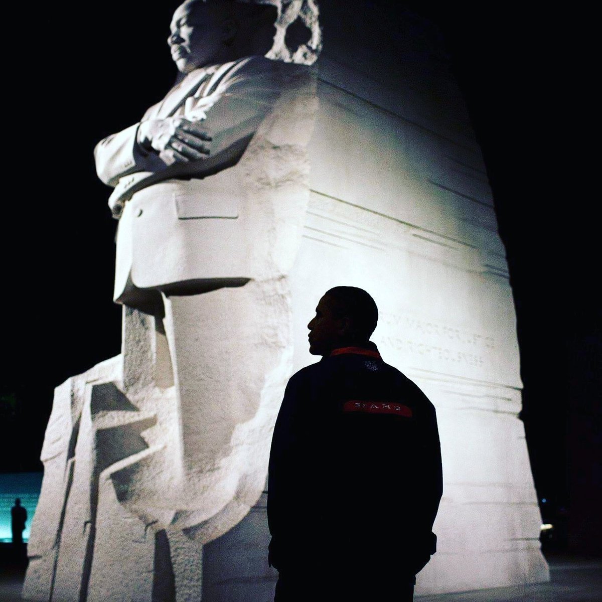 Ksea425's tweet photo. #MLKDAY2017 #KeepTheDreamAlive https://t.co/Js2r5AibB9