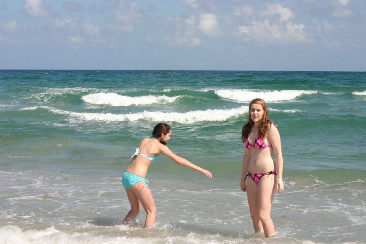 EschMaddie's tweet photo. Florida --> Louisiana --> Nashville  --> New York.... march 17th where you @? In need of the beach and another Esch Family Vacation https://t.co/Ces5jZ8n1N
