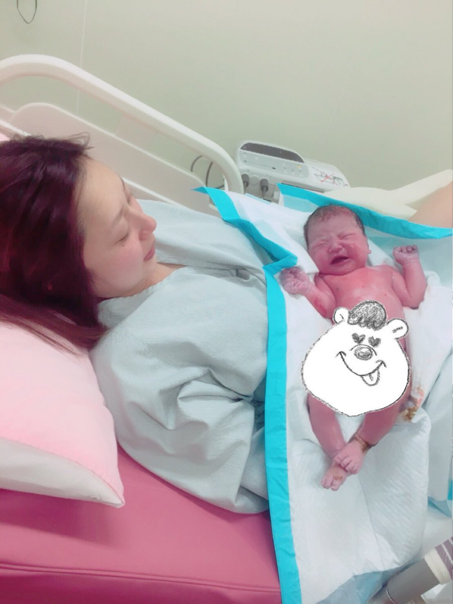 南結衣 ご報告です 本日1 17 11 08 3306gの元気な女の子を出産致しました 想像以上の苦しみの先に こんなに幸せが待っているなんて 産まれてきてくれたら我が子に感謝です これからは家族3人 力を合わせて頑張っていきたいと思います 南結衣 ご報告です 本日1 17 11 08 3306gの元気な女の子を出産致しました 想像以上の苦しみの先に こんなに幸せが待っているなんて 産まれてきてくれたら我が子に感謝です これからは家族3人 力を合わせて頑張っていきたいと思います