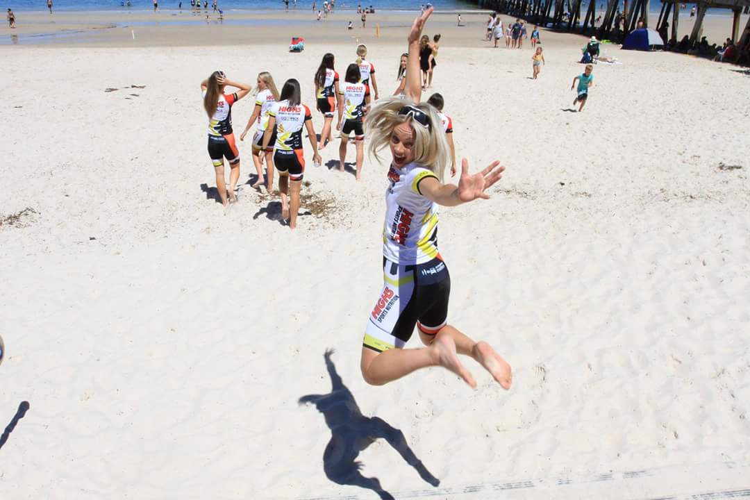 We're jumping into 2017 like... 

Team photo shoot before #TDUWomens today! Stay tuned for more...

#H5DT