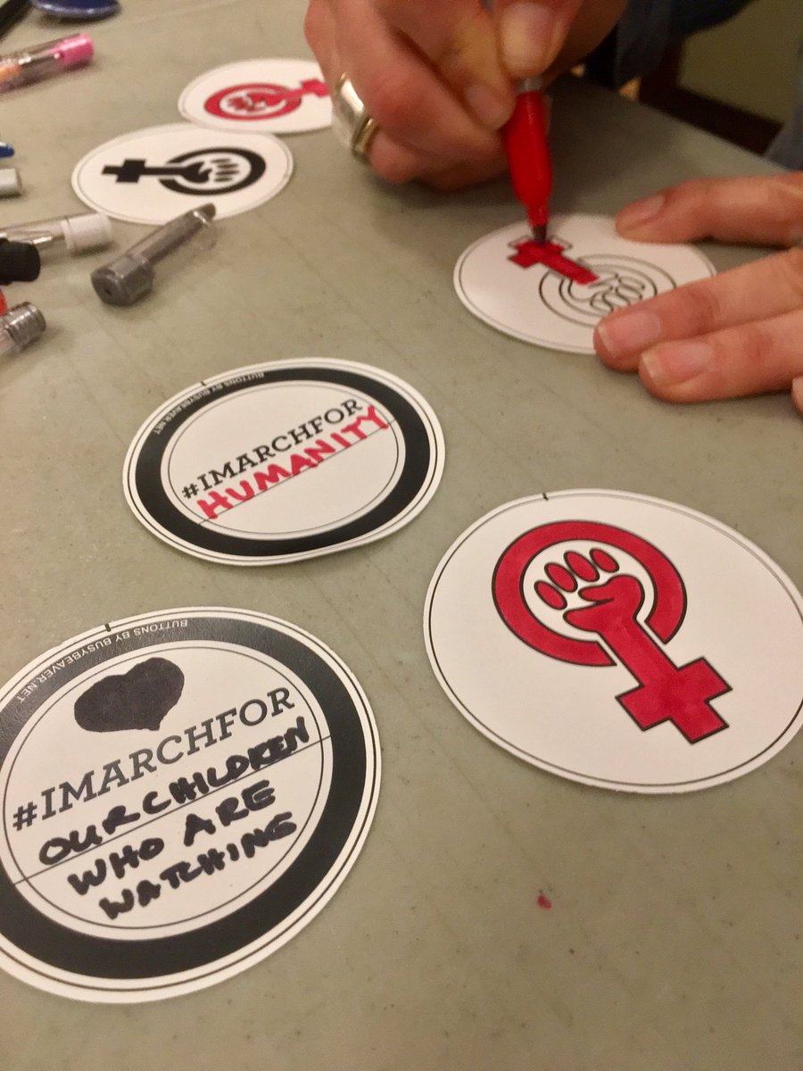womensmarchchi's tweet photo. Getting geared up for Saturday! Busy Beaver Button Company was bustling with local and national Marchers. #womensmarchCHI #busybeaverbuttons https://t.co/1CmEz2NjgM
