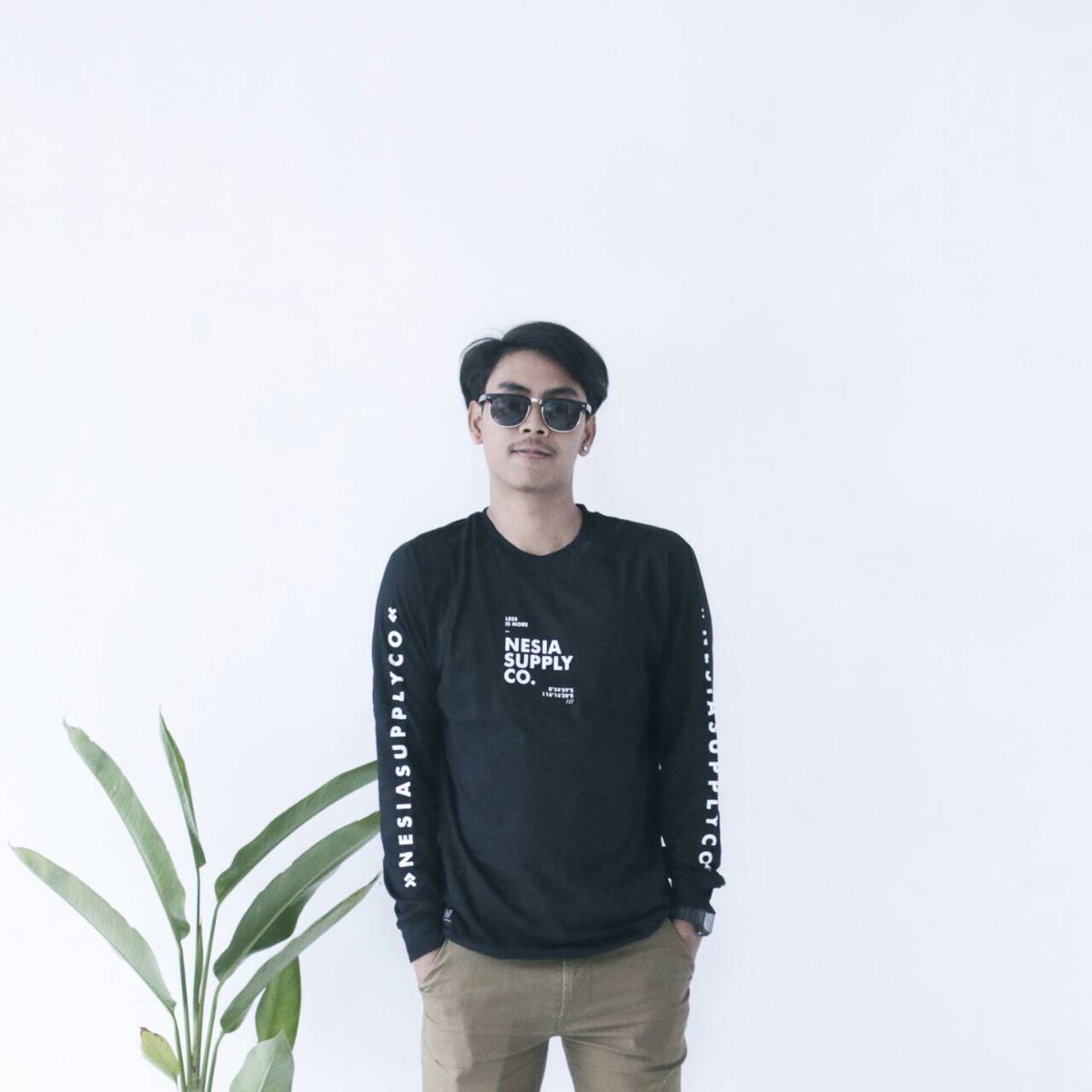Long Sleeve "Koord" | Chat us &amp; Let's Shopping here Line@ Official: <a href="/nesiasupplyco/">Nesia Supply Co.</a>
#nesiasupplyco #lessismore