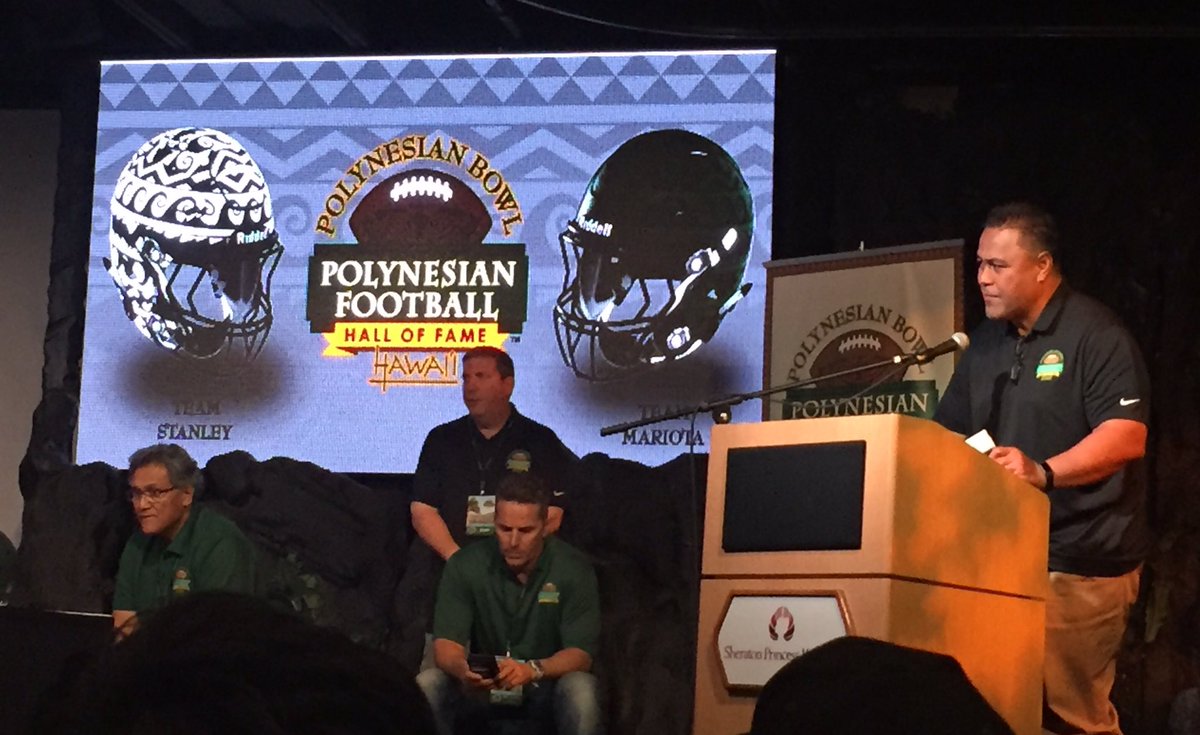ematagi's tweet image. Kids, if you don't know. Ask somebody. @jessesapolu #greatness #4time @PolynesianFBHOF