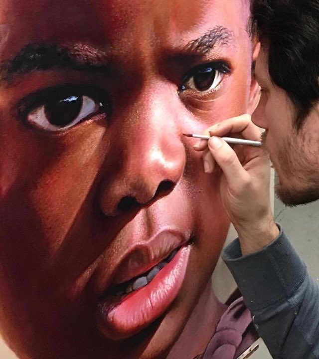 nicksider's tweet photo. Finishing touches #painting #hyperrealism #artist https://t.co/ZdDwMYSOdA