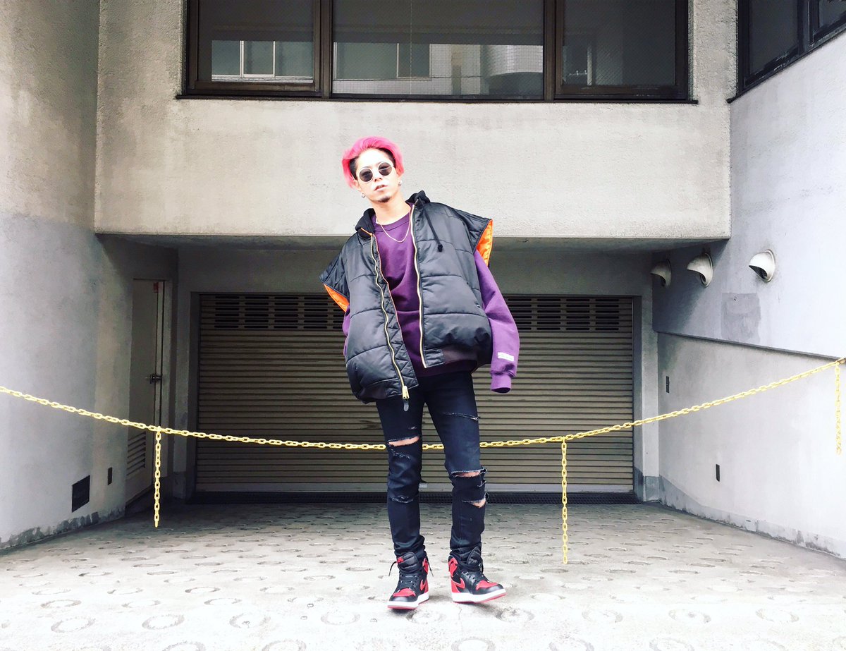 今日の服😋 アウター VETEMENTS スウェット VETEMENTS パンツ