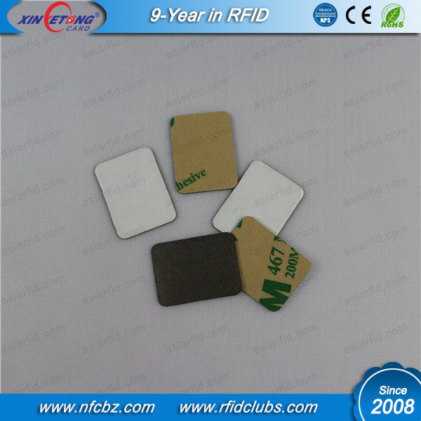 rfidclubs.com/On-Metal-NFC-T… 

12x20MM Anti-Metal NFC Sticker With White PVC Front-NTAG213 Chip
