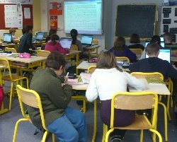 cafepedagogique's tweet photo. Compétences numériques : Eduscol lève le voile https://t.co/seY8pIFauq https://t.co/SJrhS19Jvq