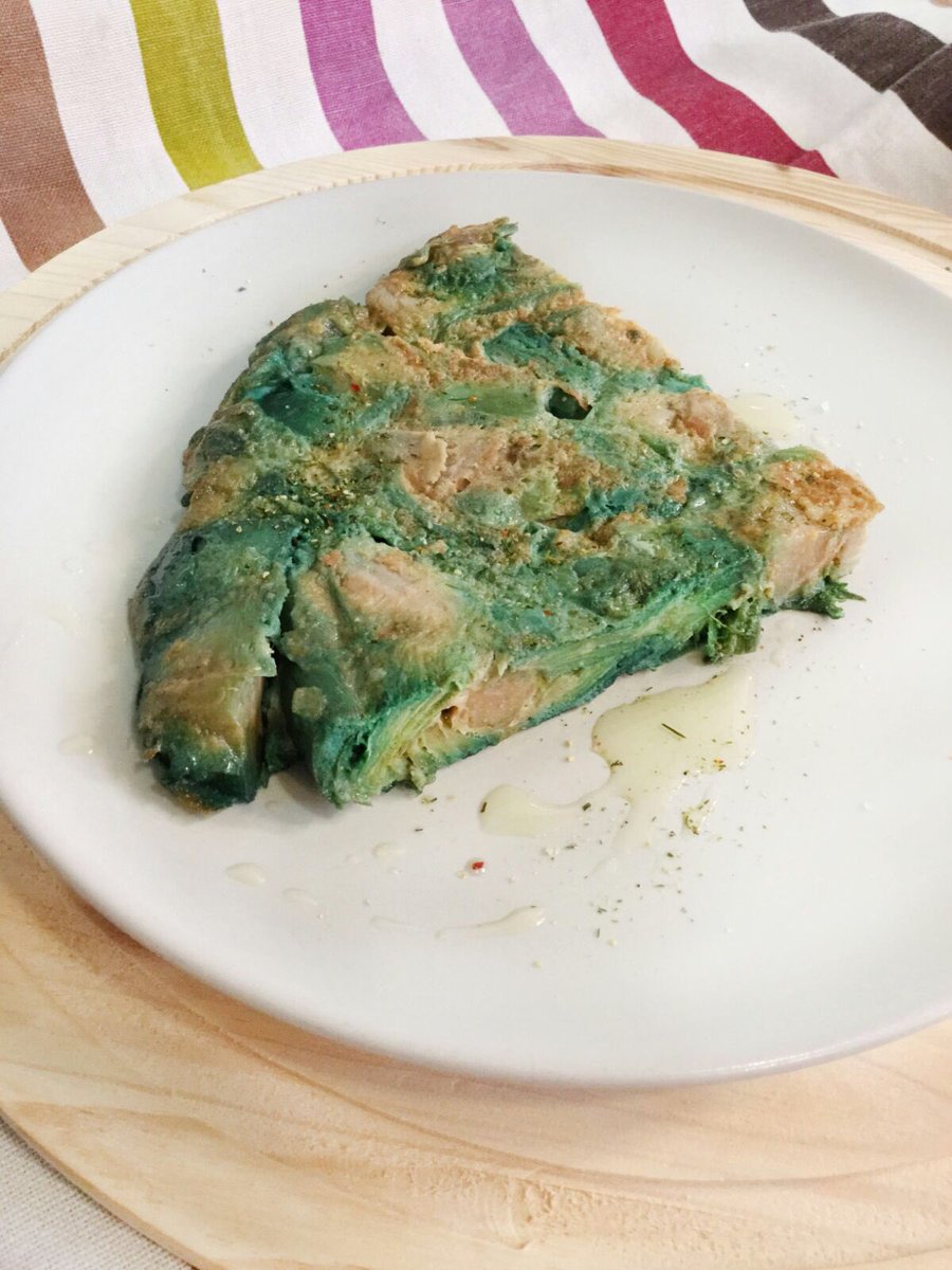 Martes de tortilla de #alcachofa... porque ayuda a depurar el organismo y está buenísima ¡Os esperamos! ✅💚