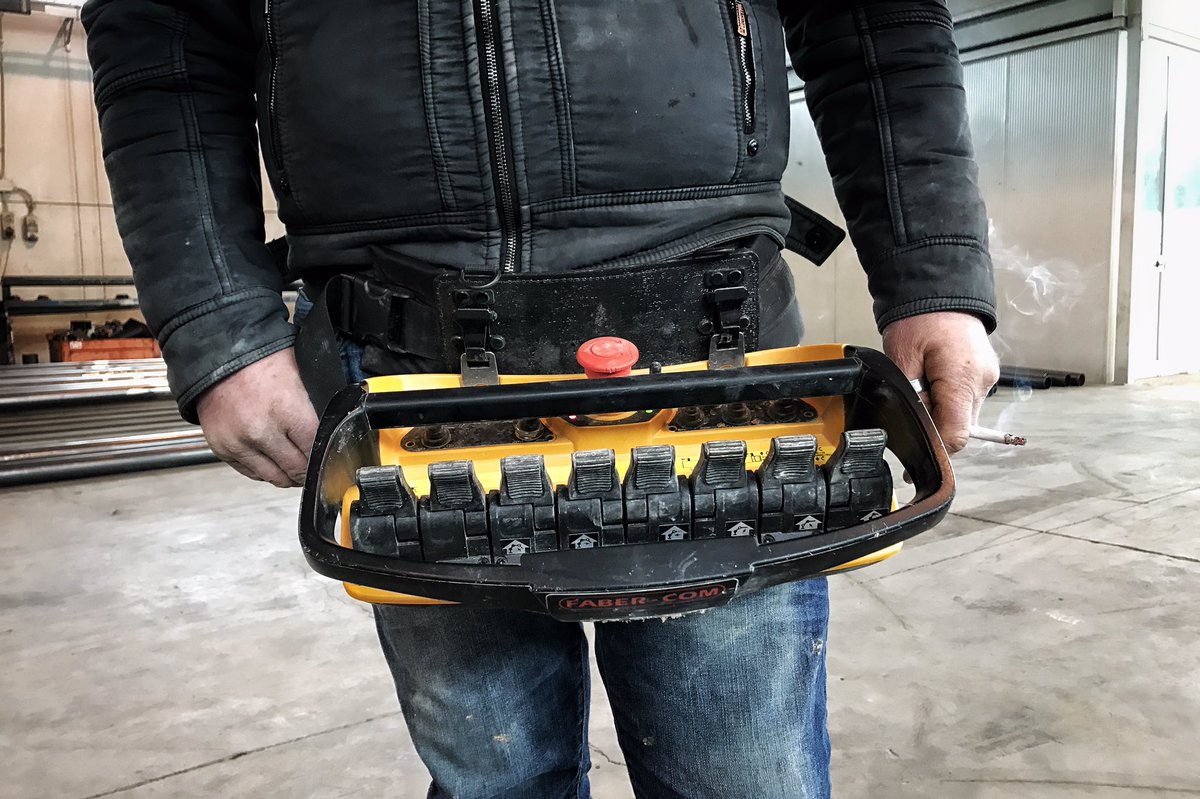 Un nuovo progetto è allo stato embrionale #workers con <a href="/FujifilmItalia/">Fujifilm Italia</a> #xt1 #xpro2 e studiamo con iPhone #shotoniphone come questo scatto